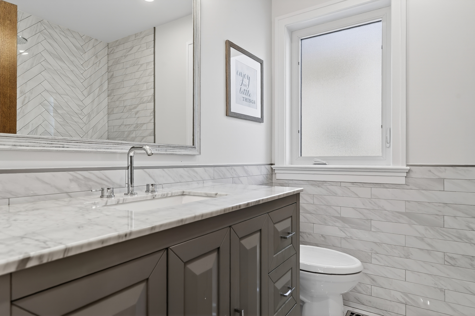 5321 S Nordica Avenue, Chicago, IL 60638