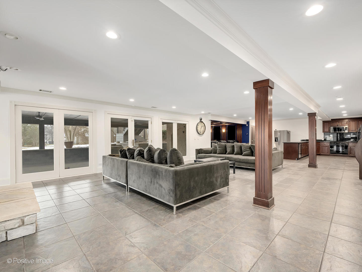 14 AMBRIANCE Drive, Burr Ridge, IL 60527