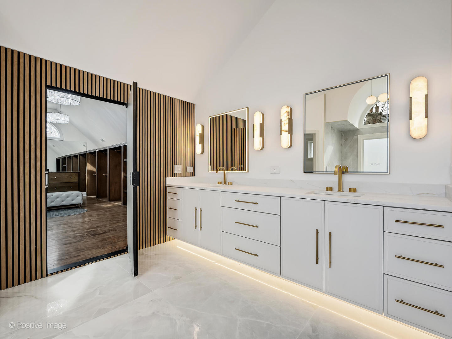 14 AMBRIANCE Drive, Burr Ridge, IL 60527