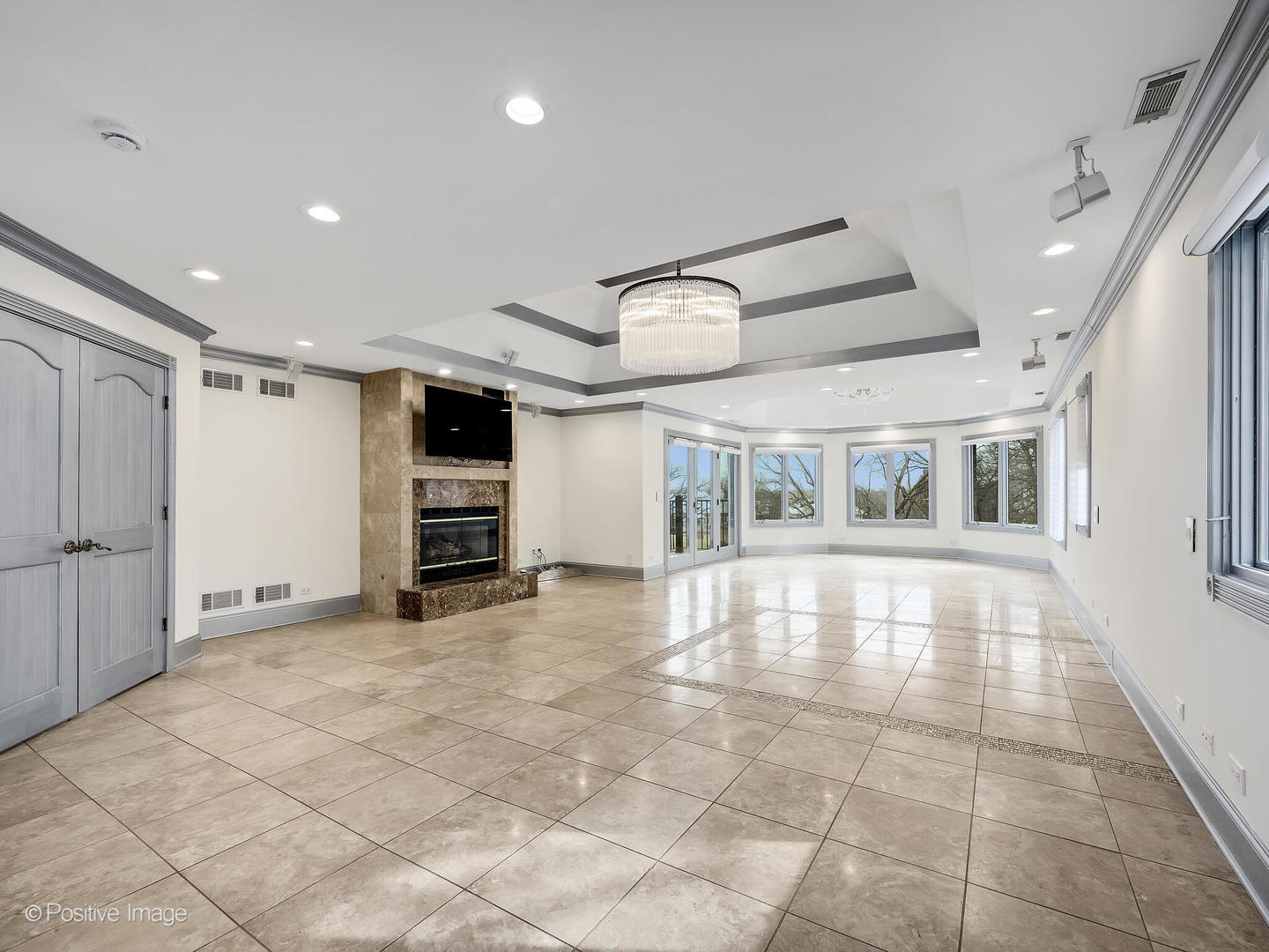 14 AMBRIANCE Drive, Burr Ridge, IL 60527