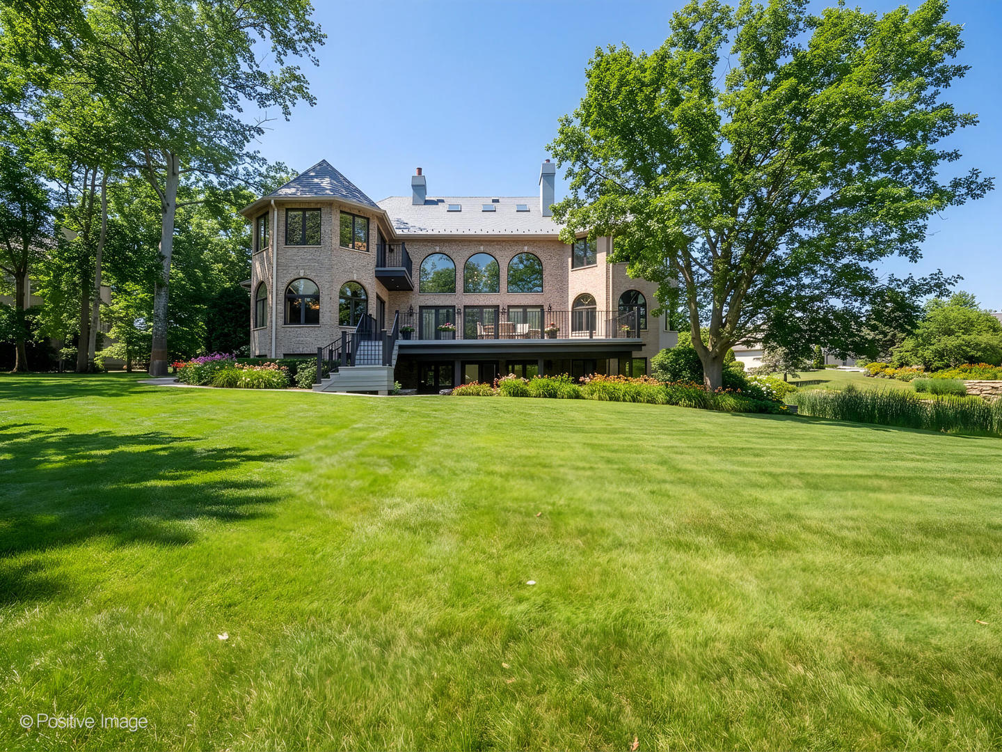 14 AMBRIANCE Drive, Burr Ridge, IL 60527