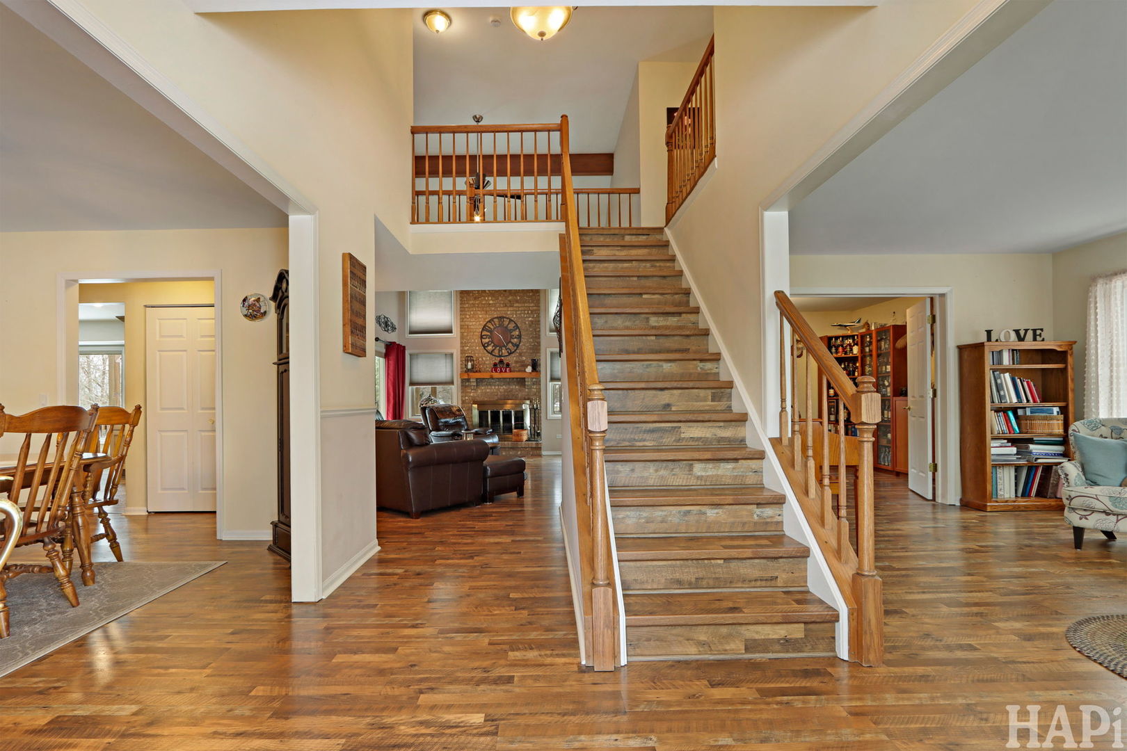 84 Foxboro Lane, Gurnee, IL 60031