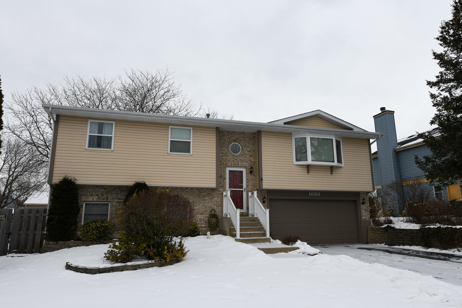 1033 White Pine Drive, Antioch, IL 60002