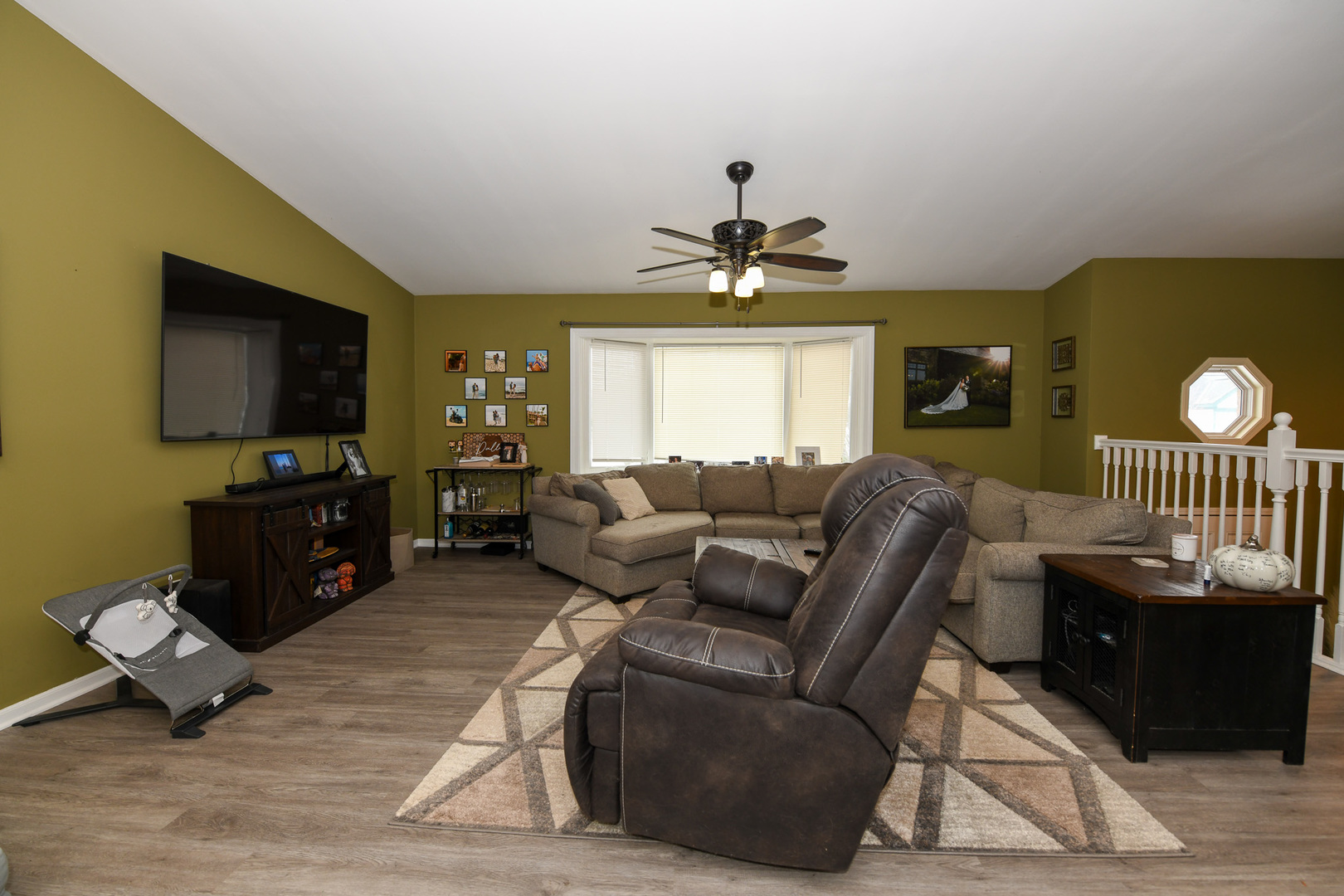 1033 White Pine Drive, Antioch, IL 60002