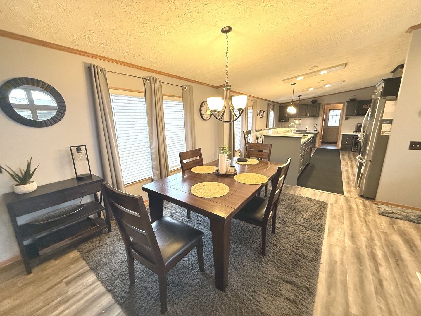 333 Lilac Lane, Matteson, IL 60443