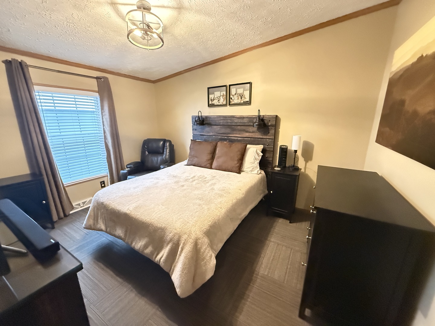 333 Lilac Lane, Matteson, IL 60443