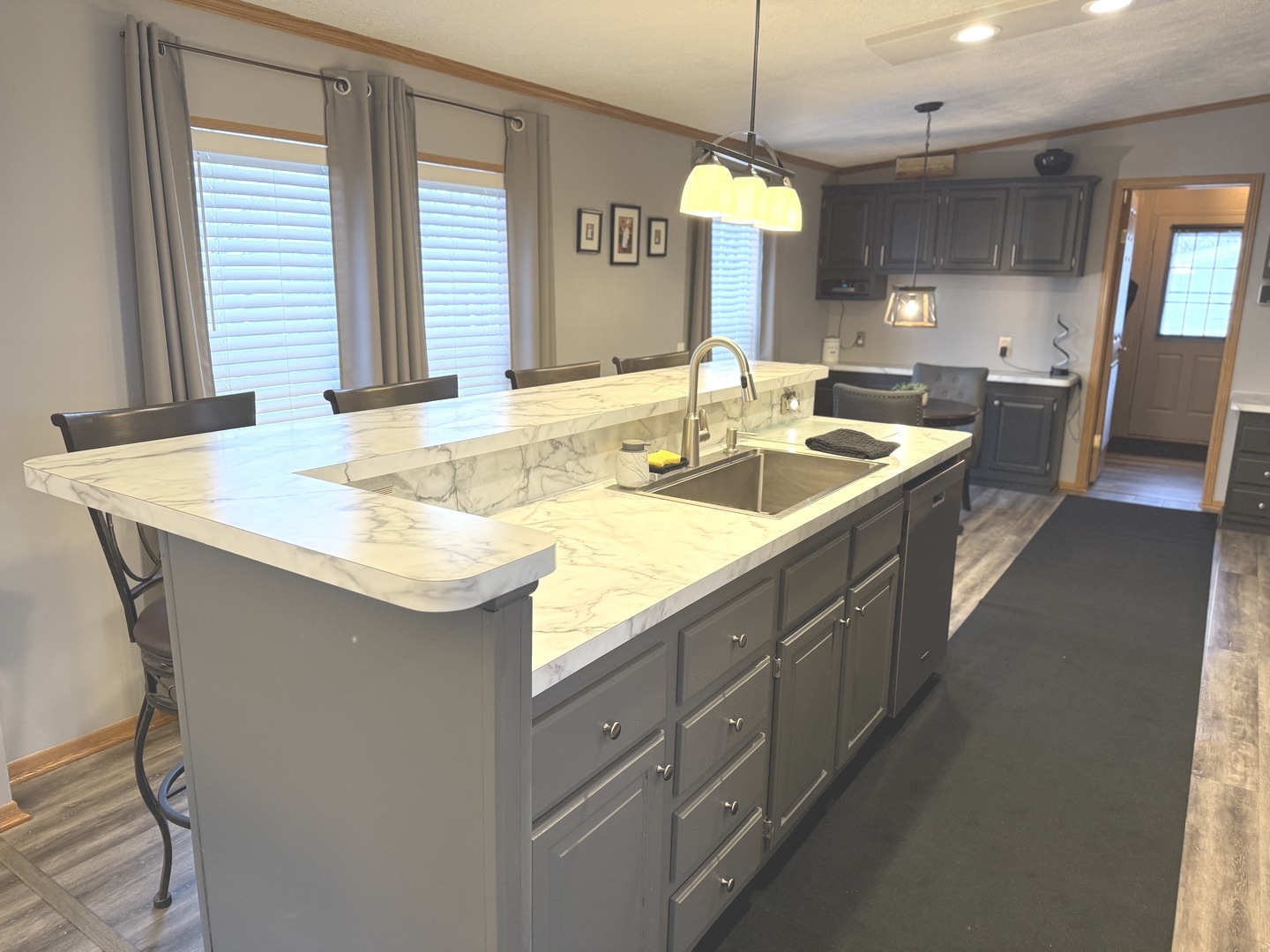 333 Lilac Lane, Matteson, IL 60443