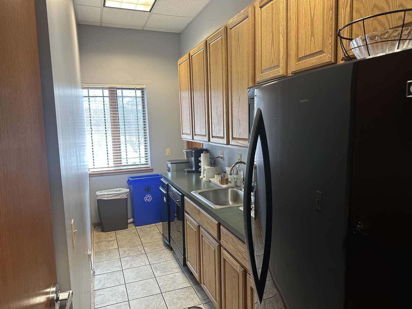 5950 Lincoln Avenue #W, Lisle, IL 60532