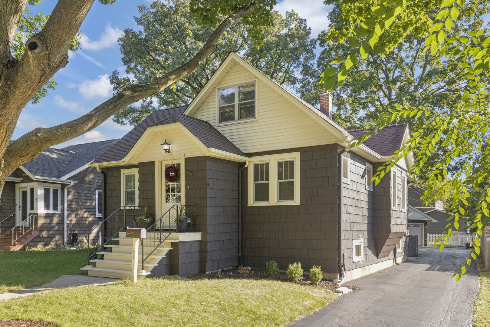 151 S Craig Place, Lombard, IL 60148