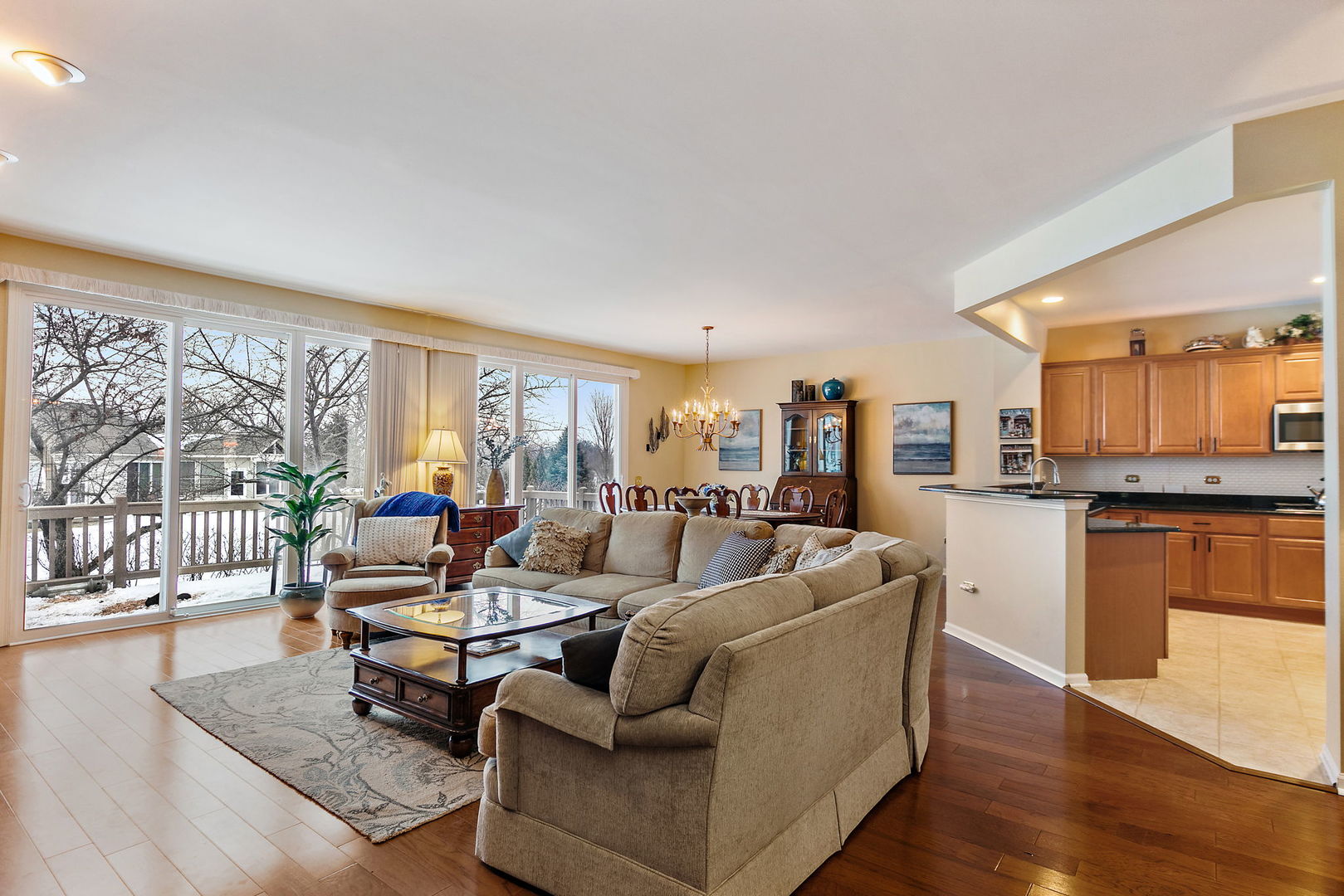 12234 Arlington Drive, Huntley, IL 60142