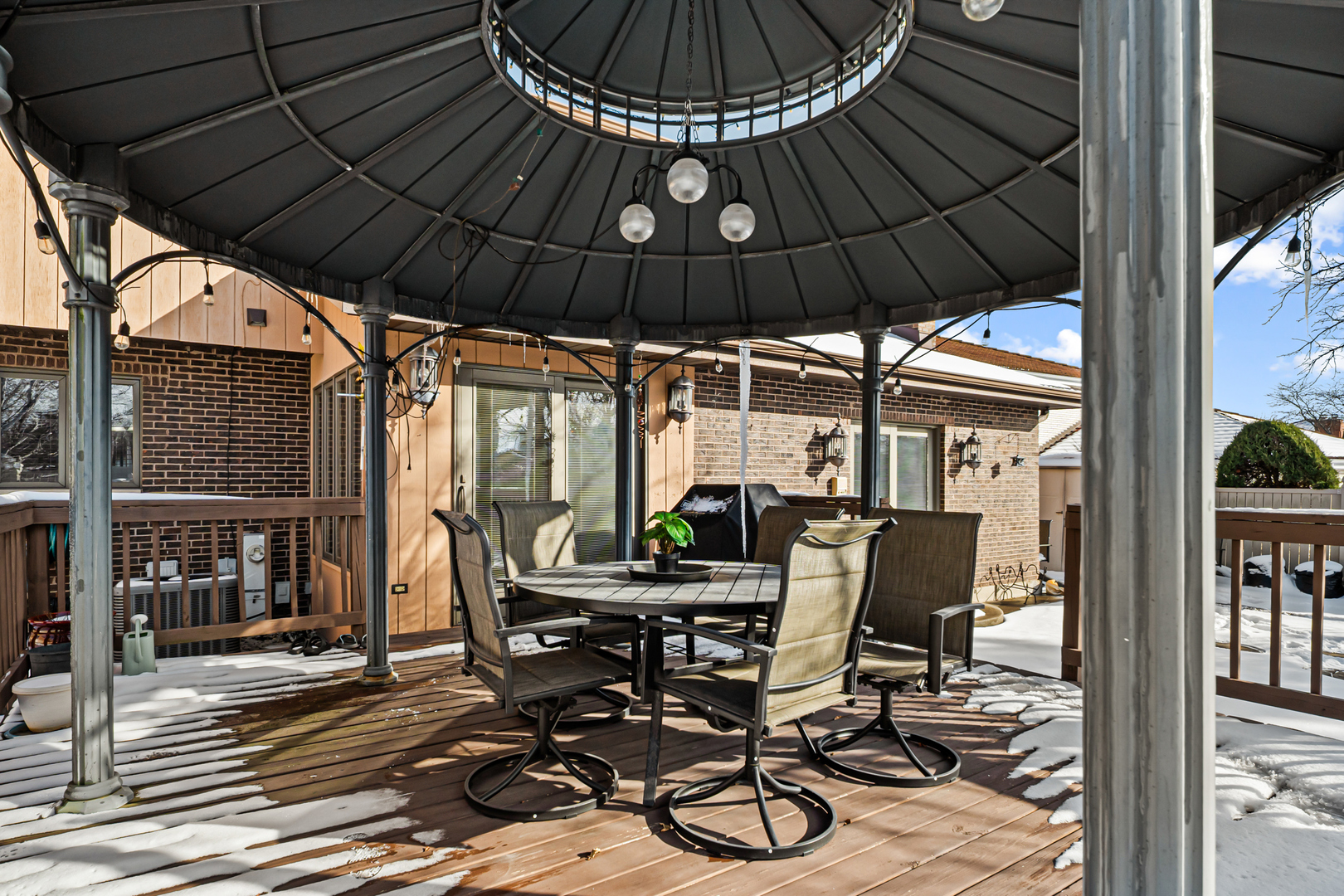 1130 N Thatcher Lane, Addison, IL 60101