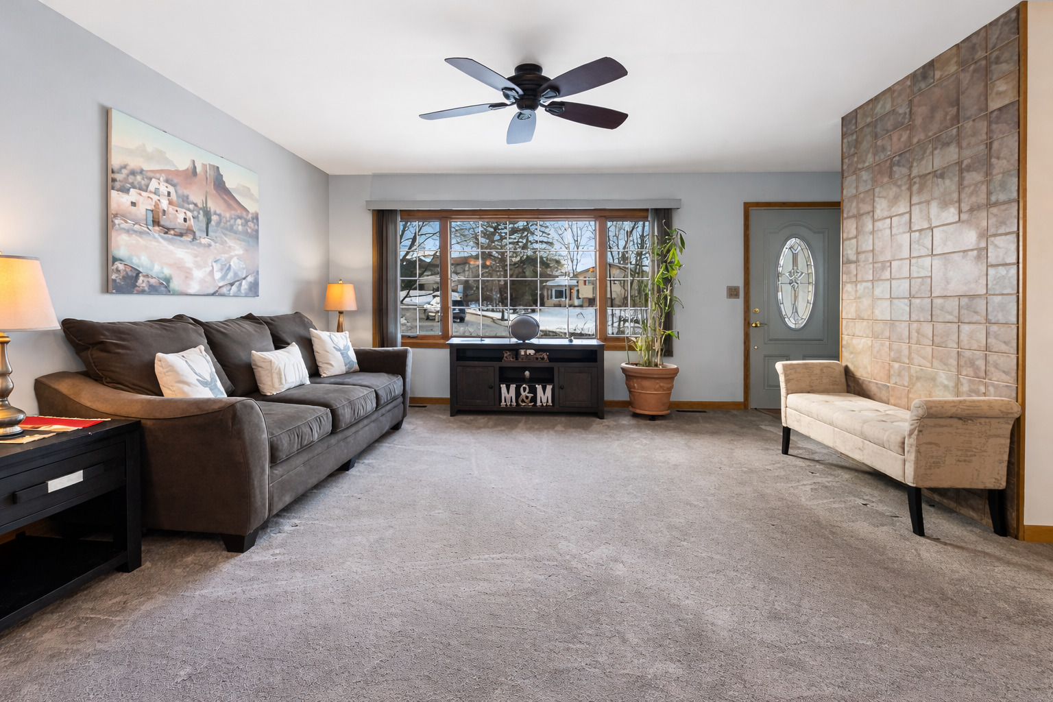 325 Hillandale Drive, Round Lake, IL 60073