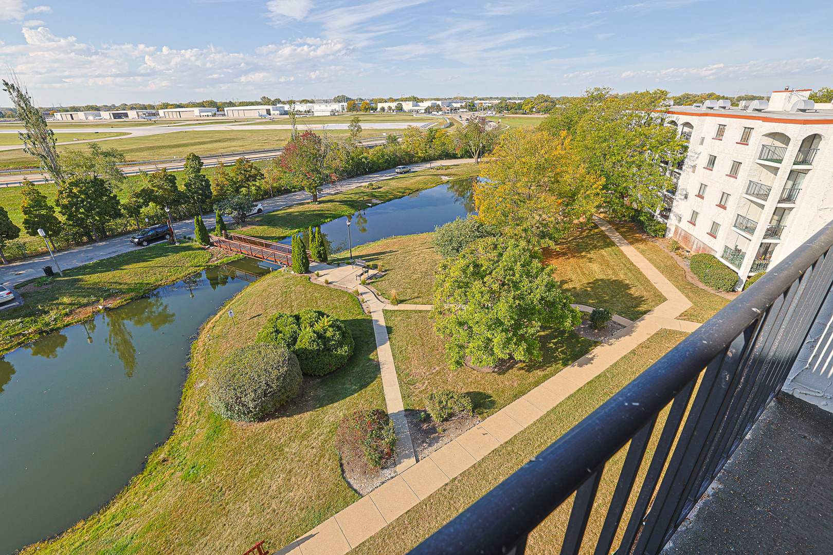 375 Plum Creek Drive #501, Wheeling, IL 60090