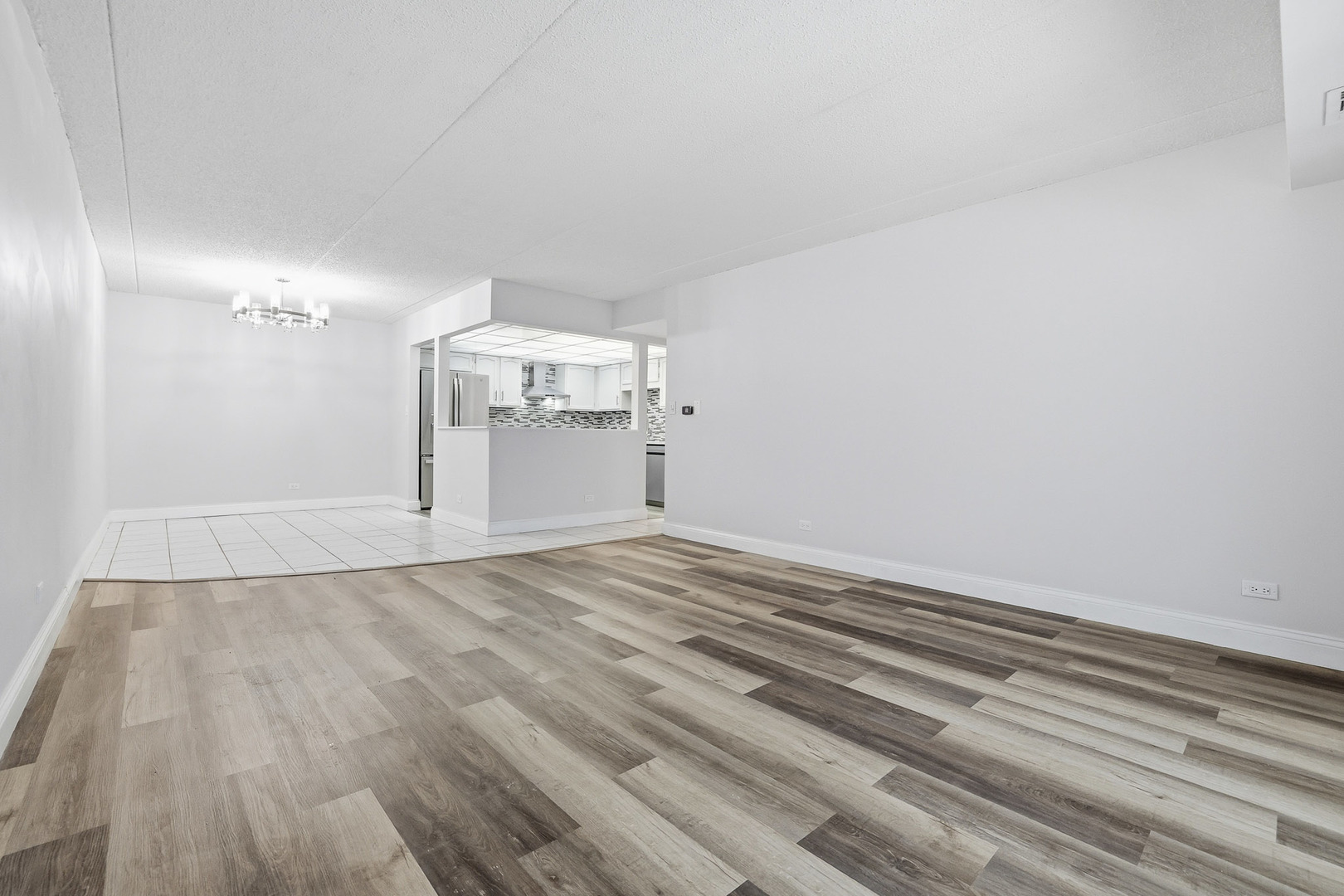 375 Plum Creek Drive #501, Wheeling, IL 60090