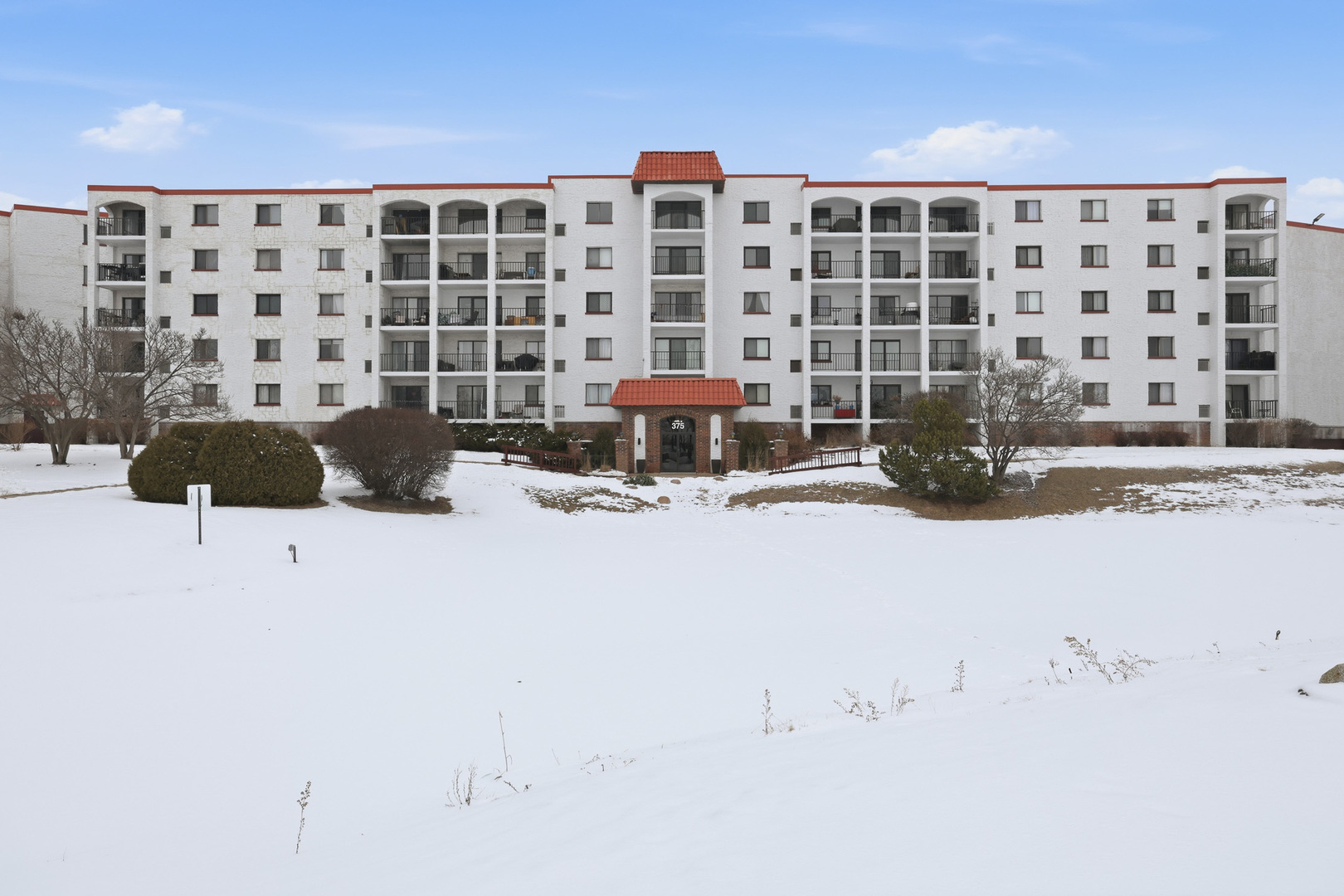 375 Plum Creek Drive #501, Wheeling, IL 60090