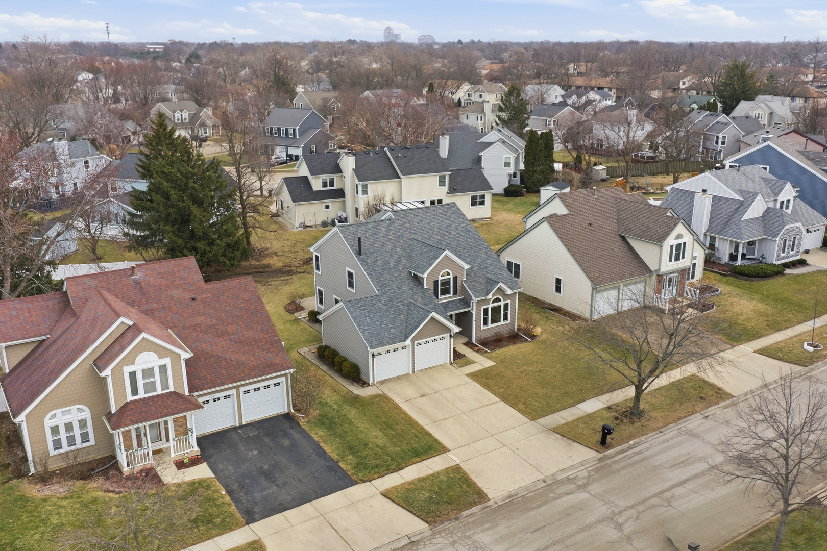615 Newberry Drive, Elk Grove Village, IL 60007
