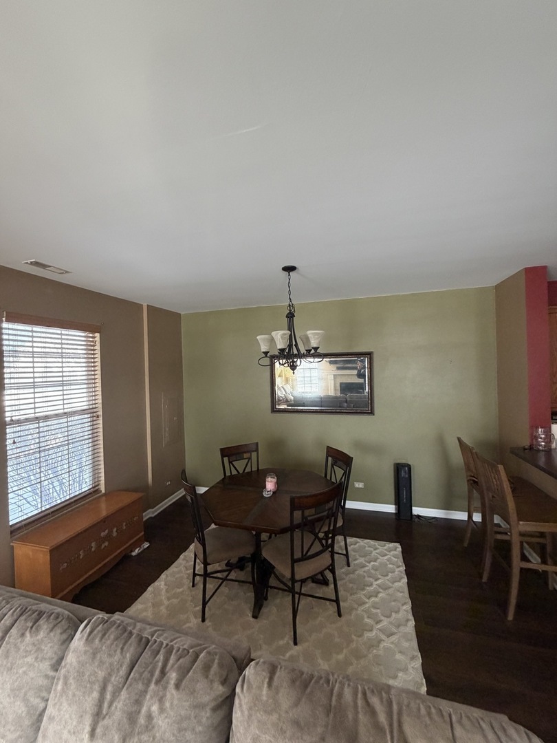 1704 Sebastian Road, Woodstock, IL 60098