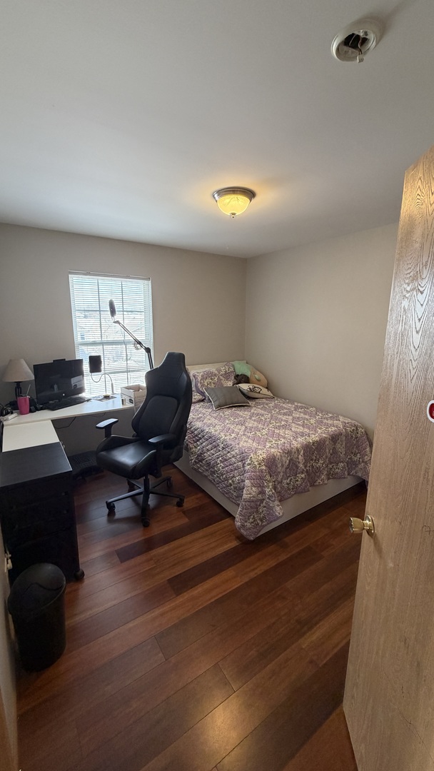 1704 Sebastian Road, Woodstock, IL 60098