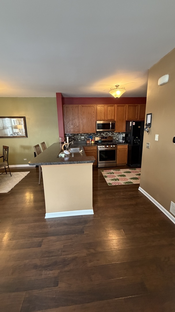 1704 Sebastian Road, Woodstock, IL 60098