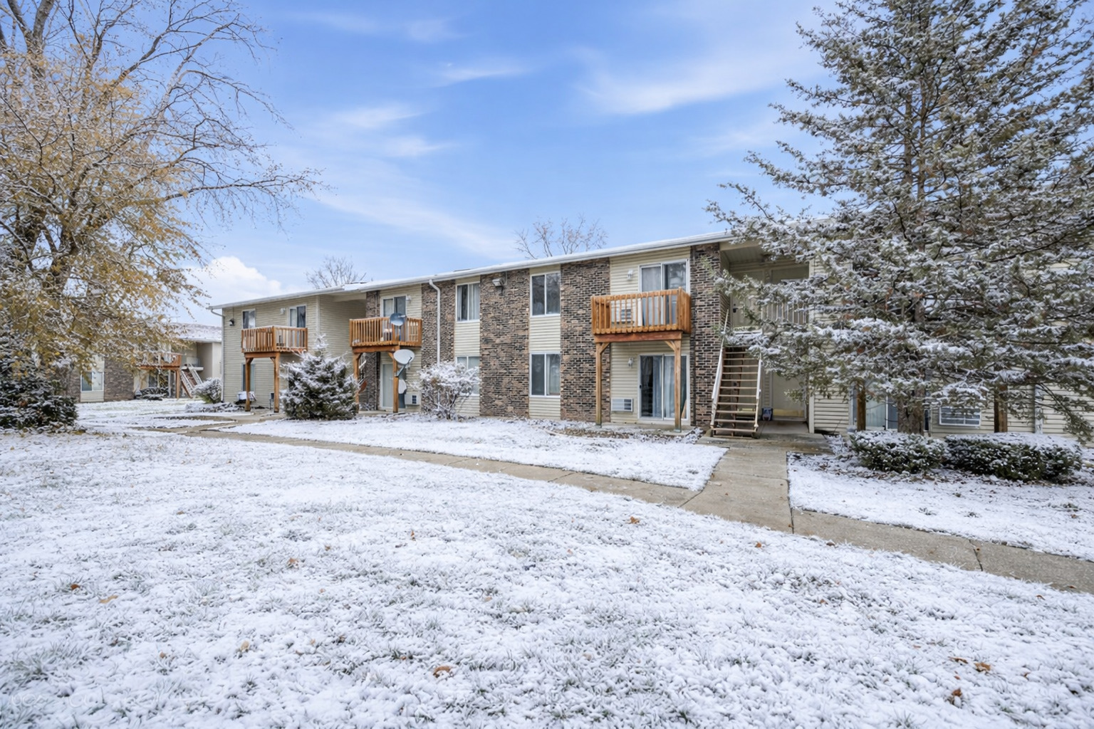 2300 Light Road #209, Oswego, IL 60543