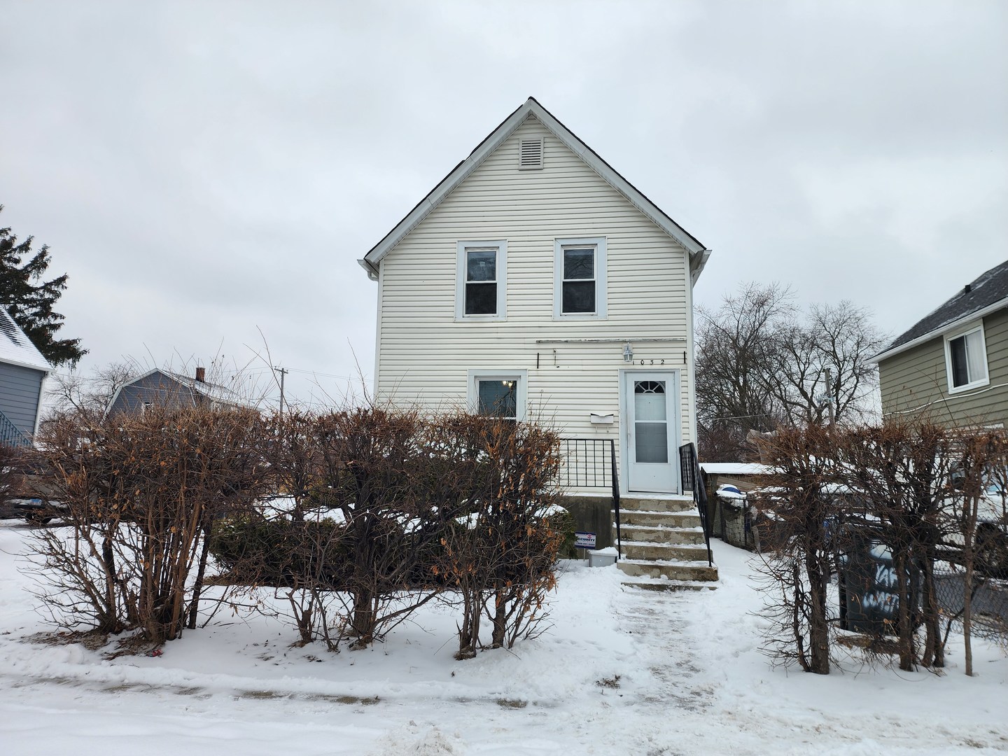 1032 Lincoln Street, North Chicago, IL 60064