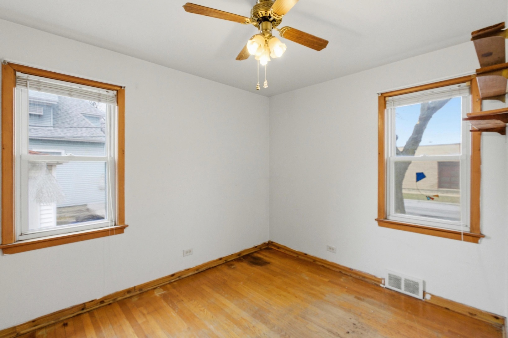 4448 Lawndale Avenue, Lyons, IL 60534