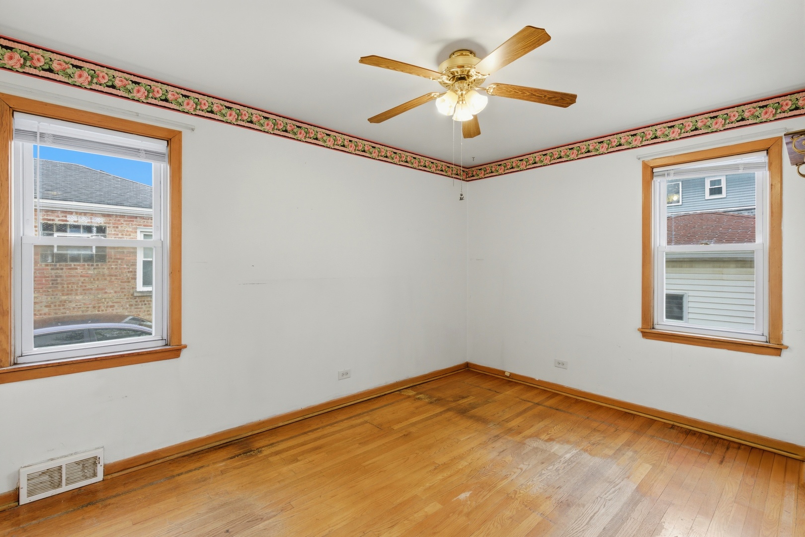 4448 Lawndale Avenue, Lyons, IL 60534