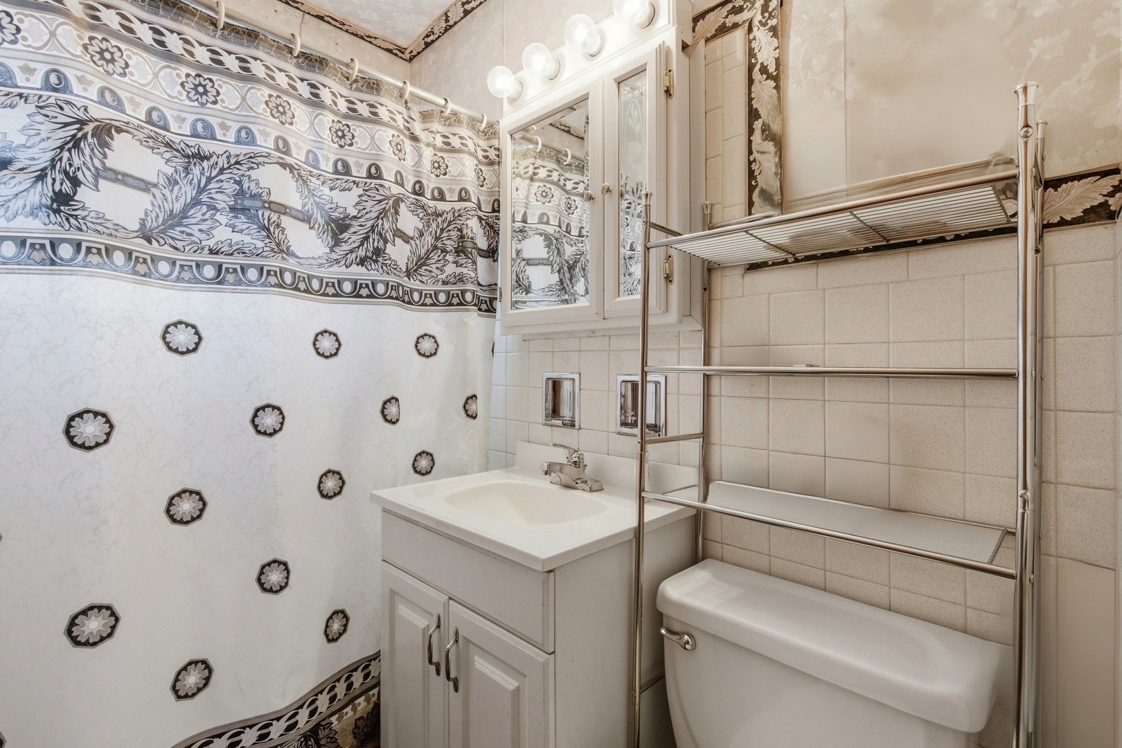 4448 Lawndale Avenue, Lyons, IL 60534