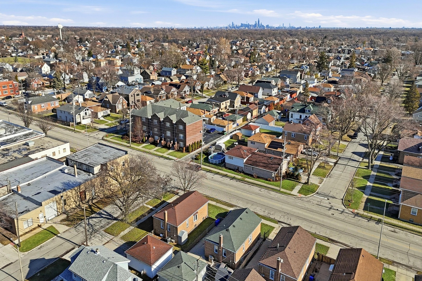 4448 Lawndale Avenue, Lyons, IL 60534