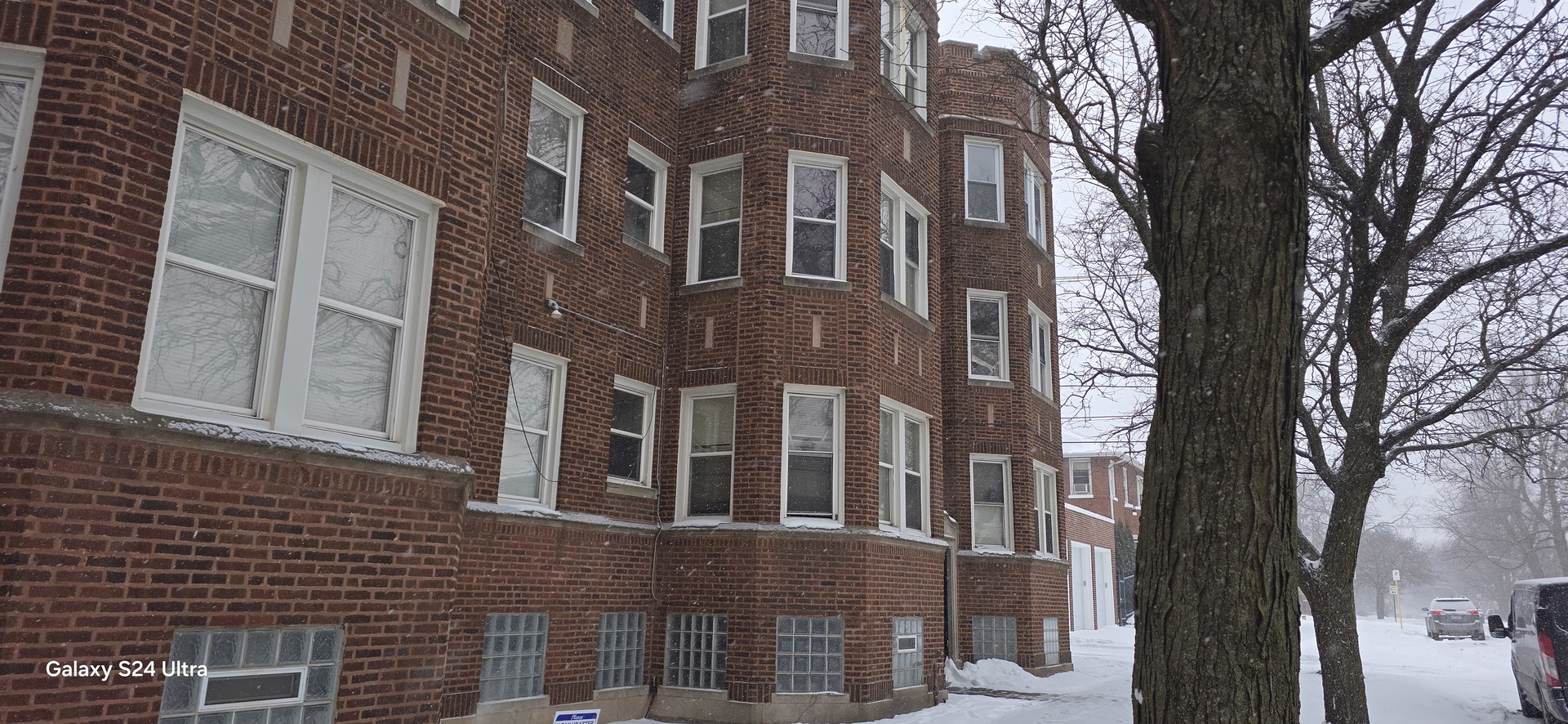 655 E 82nd Street #2, Chicago, IL 60619