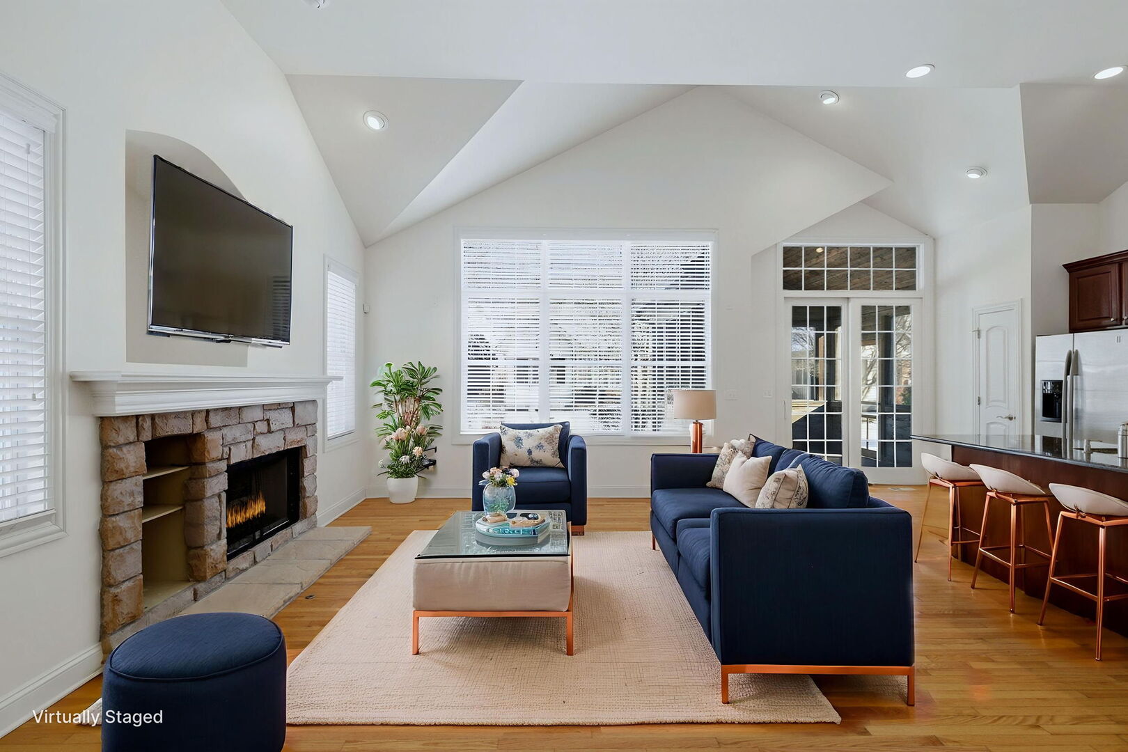 1285 Stonebriar Court, Naperville, IL 60540