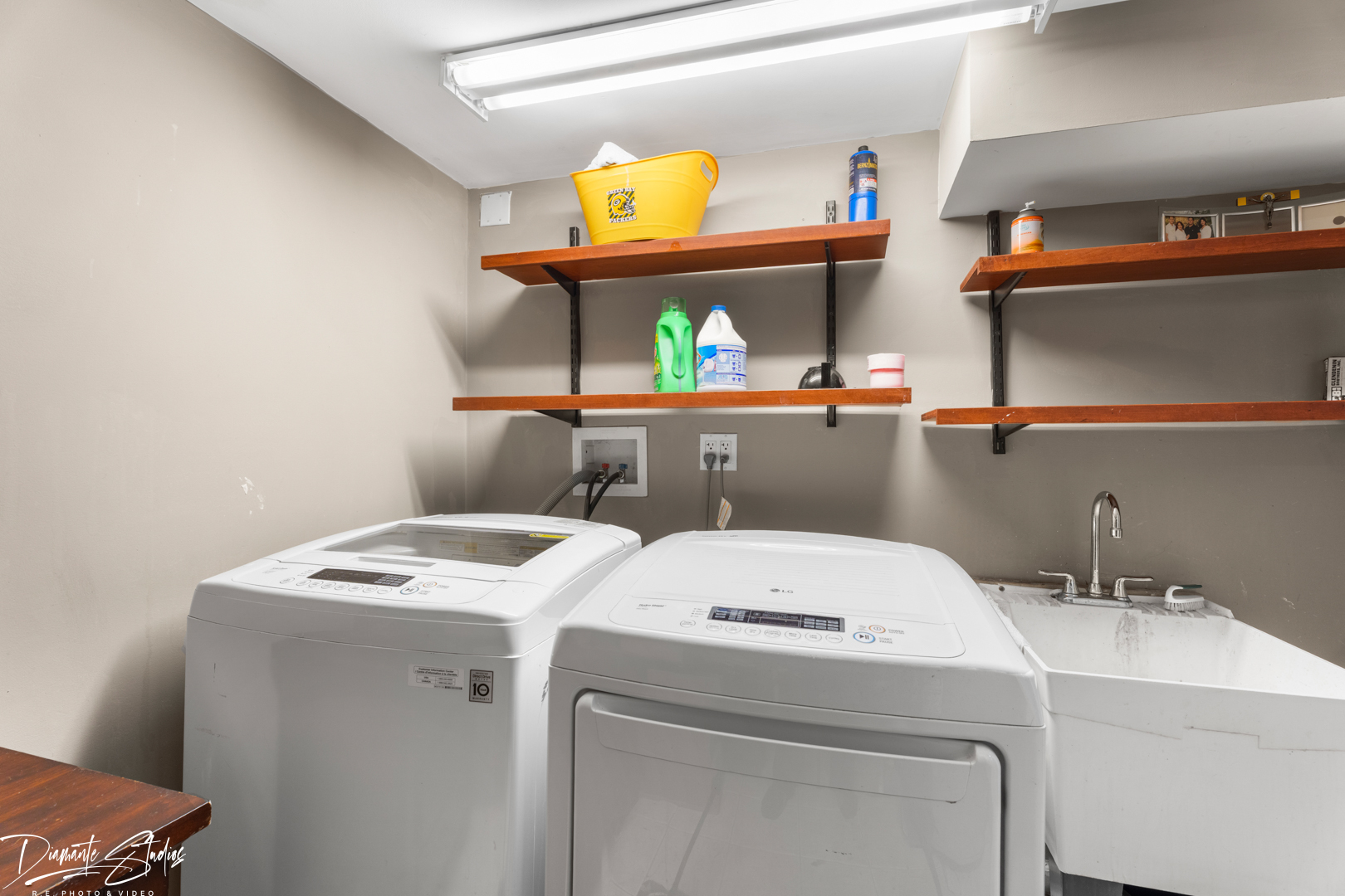 9741 Lonnquist Drive, Franklin Park, IL 60131