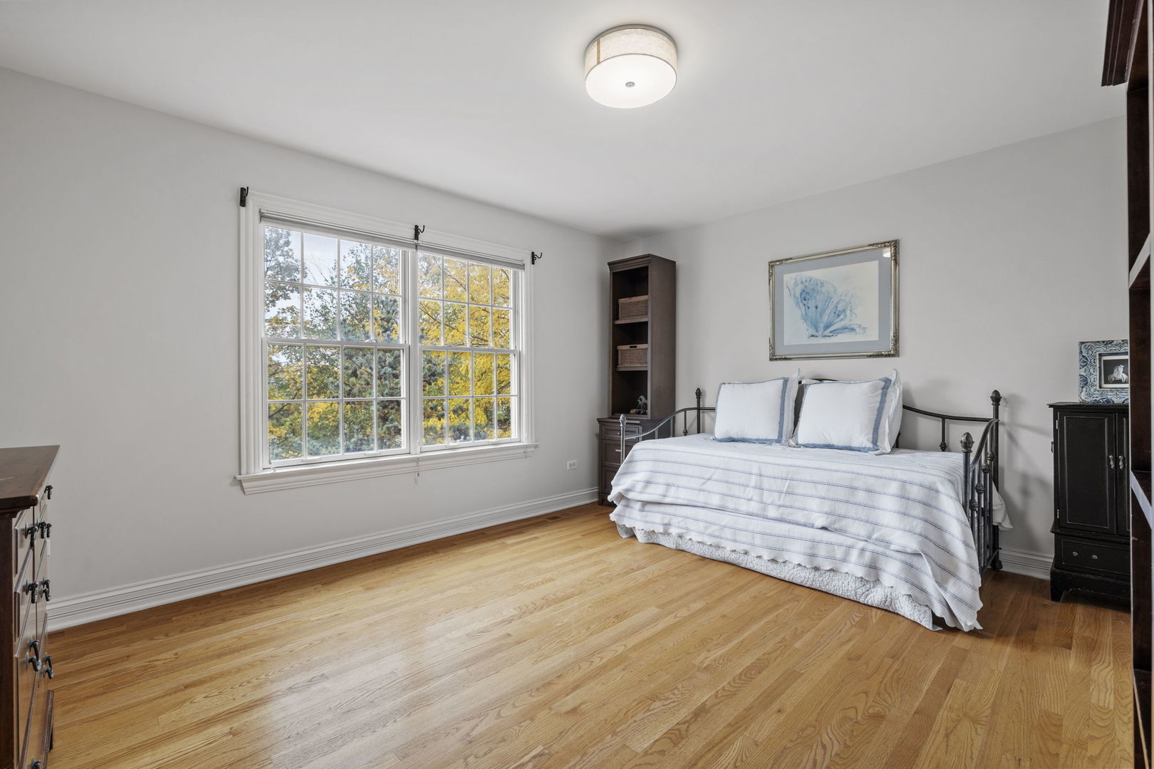 3855 Glendenning Road, Downers Grove, IL 60515