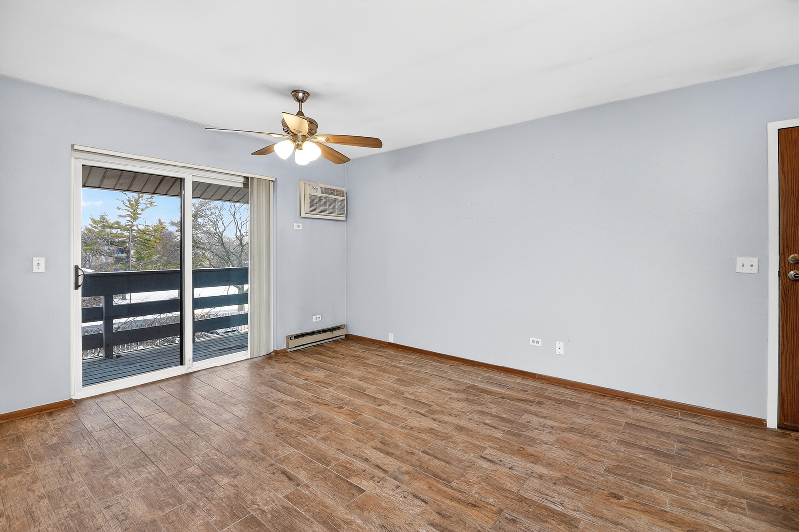 1351 N Winslowe Drive #302, Palatine, IL 60074