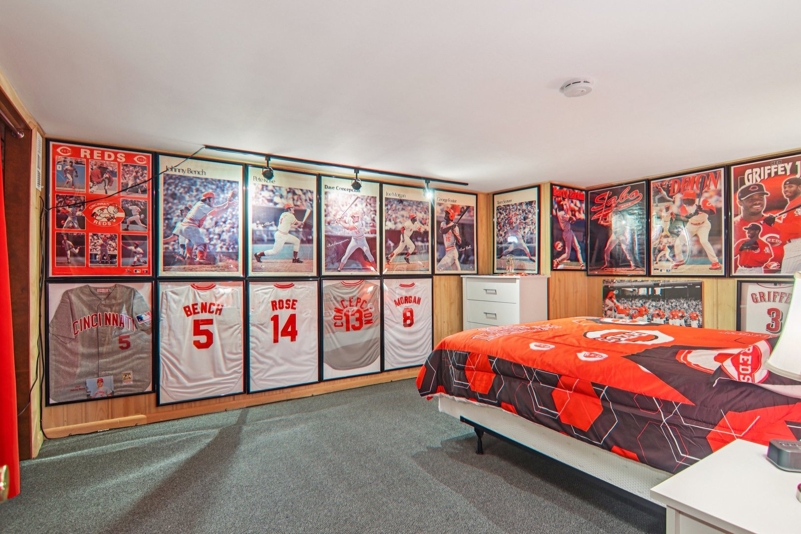 15134 Laramie Avenue, Oak Forest, IL 60452