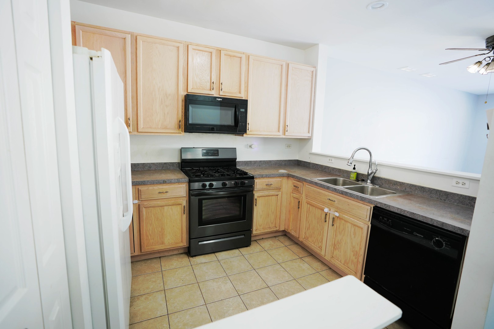 2441 Oneida Lane #2441, Naperville, IL 60563