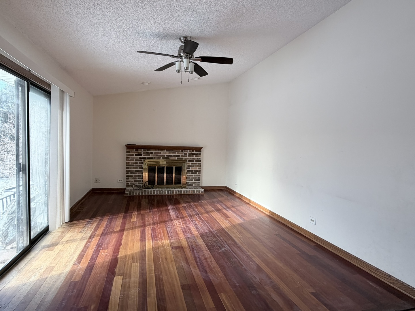 1817 Altoona Court, Schaumburg, IL 60194