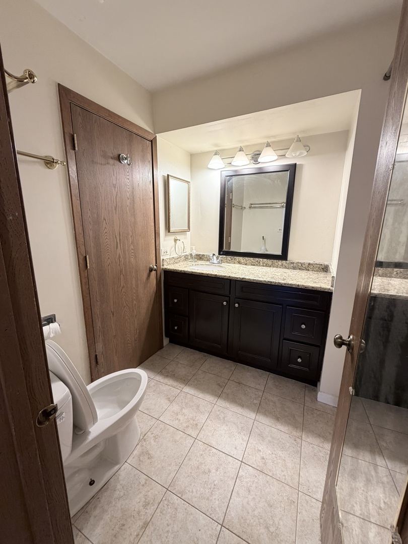 1817 Altoona Court, Schaumburg, IL 60194