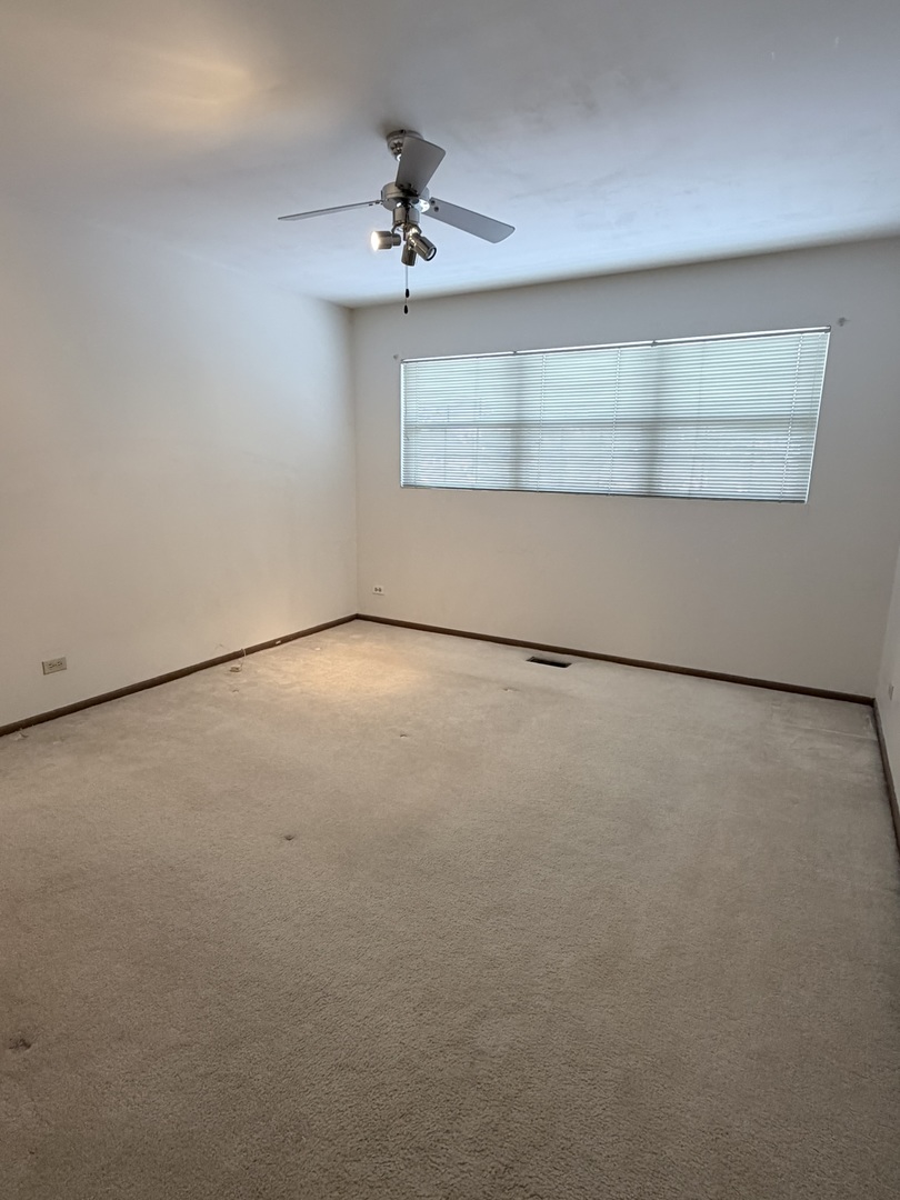 1817 Altoona Court, Schaumburg, IL 60194