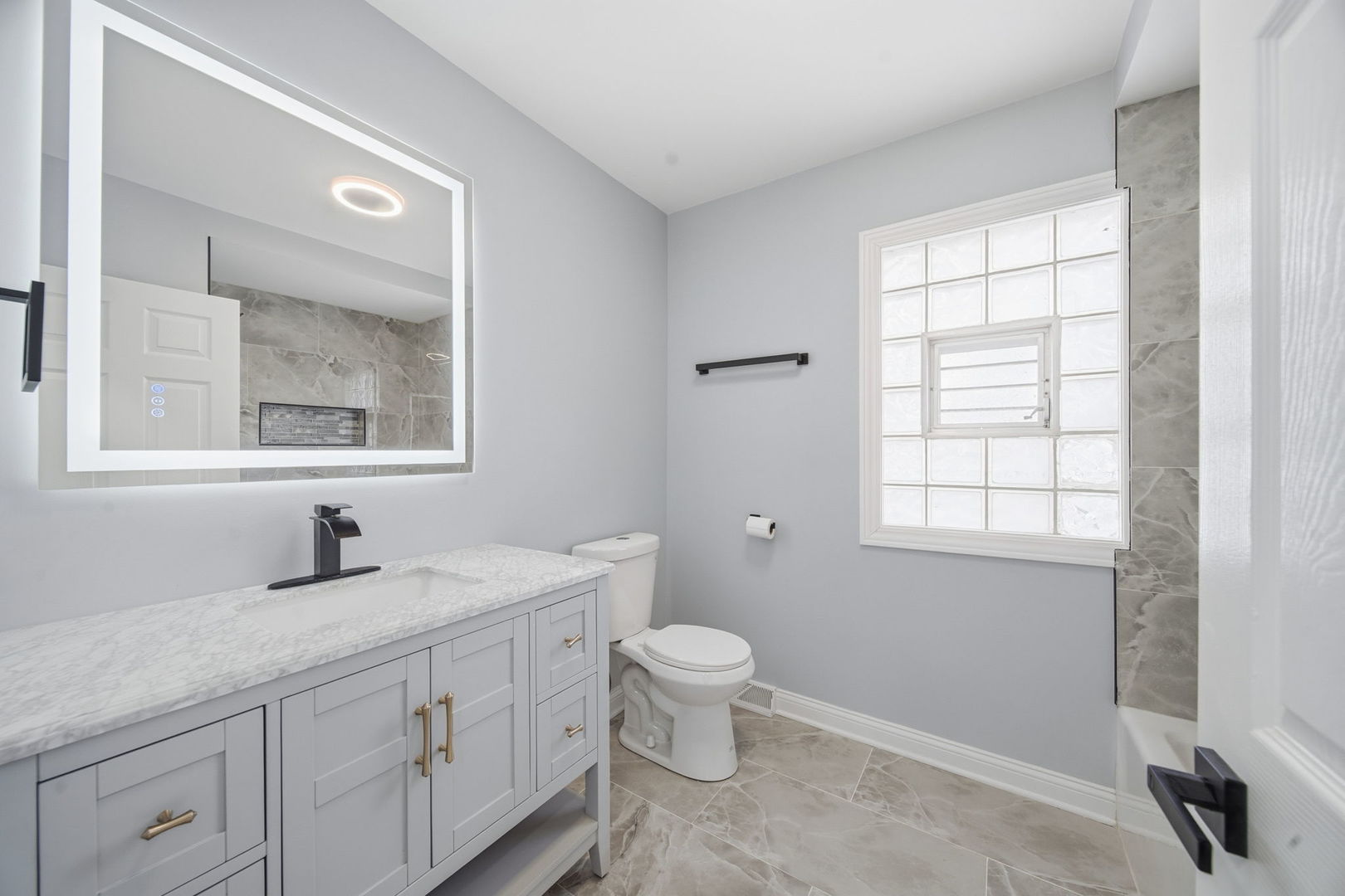 513 Price Avenue, Calumet City, IL 60409