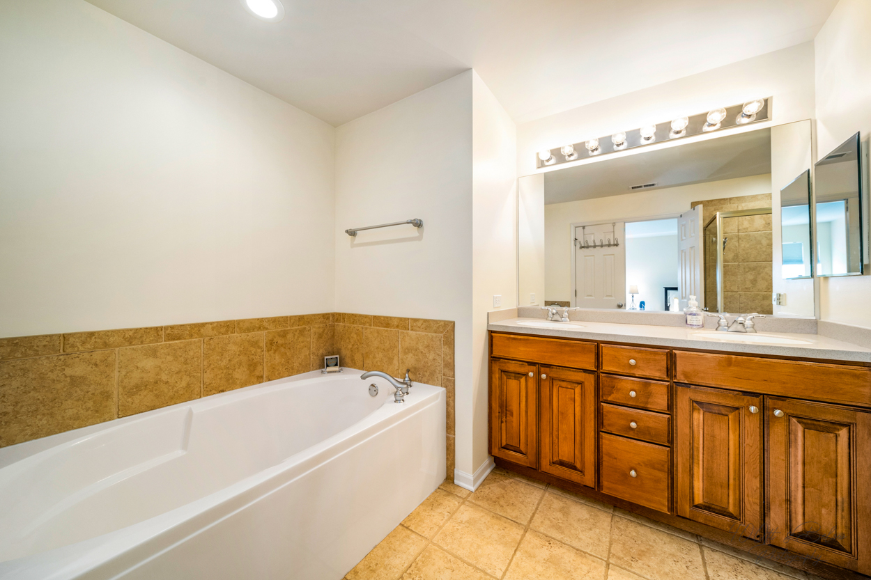 102 Town Center Boulevard #0, Gilberts, IL 60136