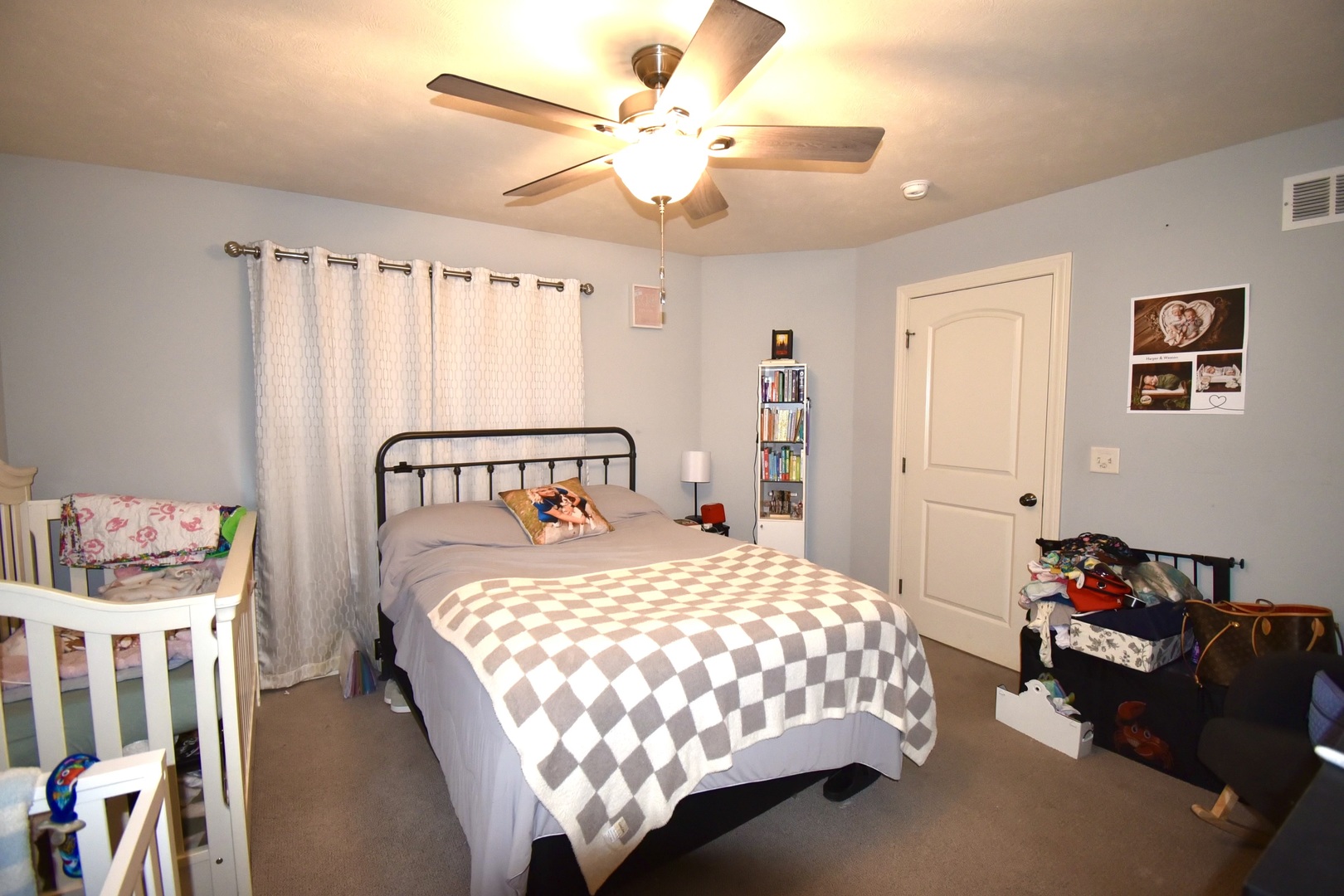 1915 Dunraven Road, Bloomington, IL 61704