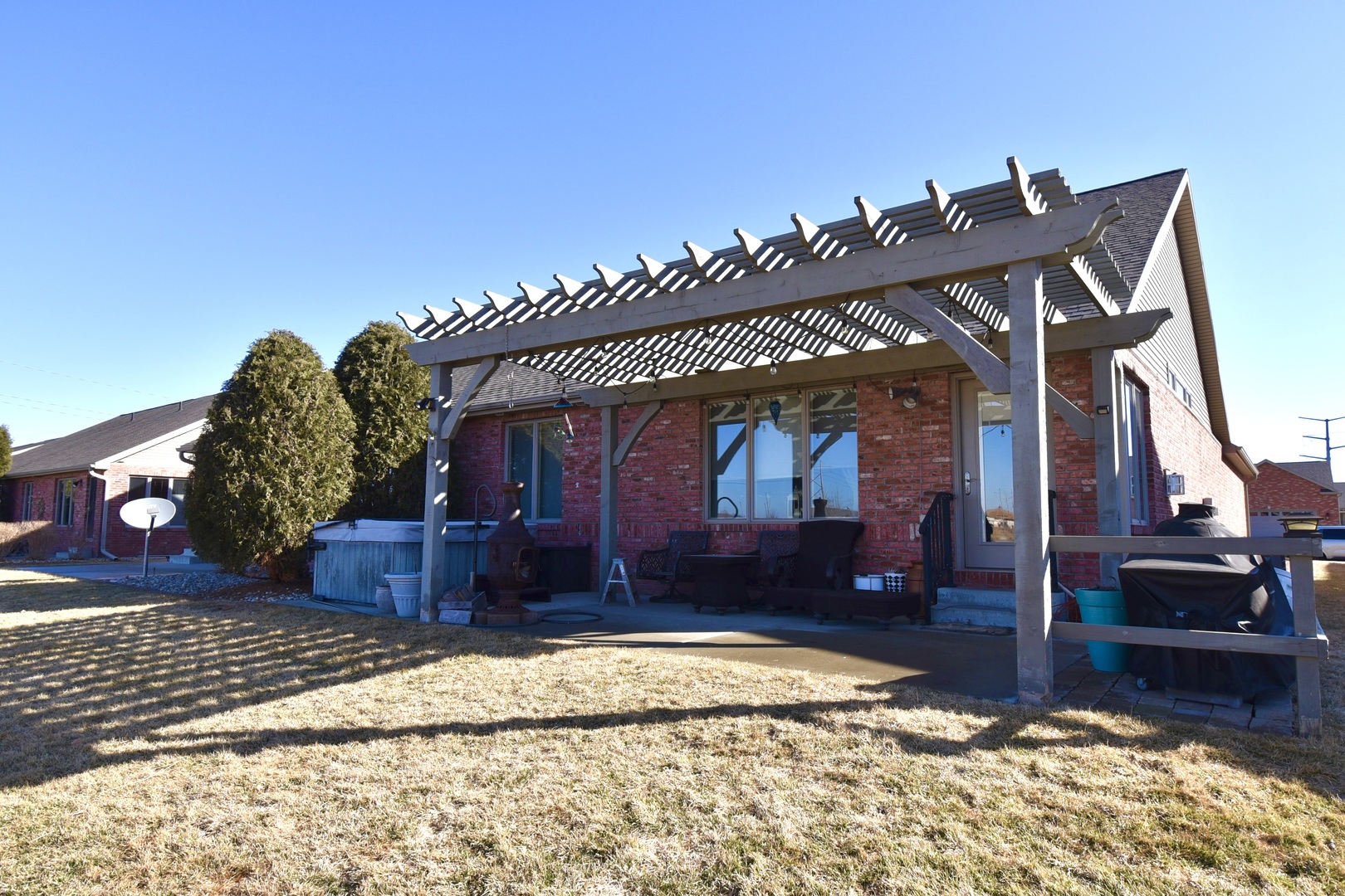 1915 Dunraven Road, Bloomington, IL 61704