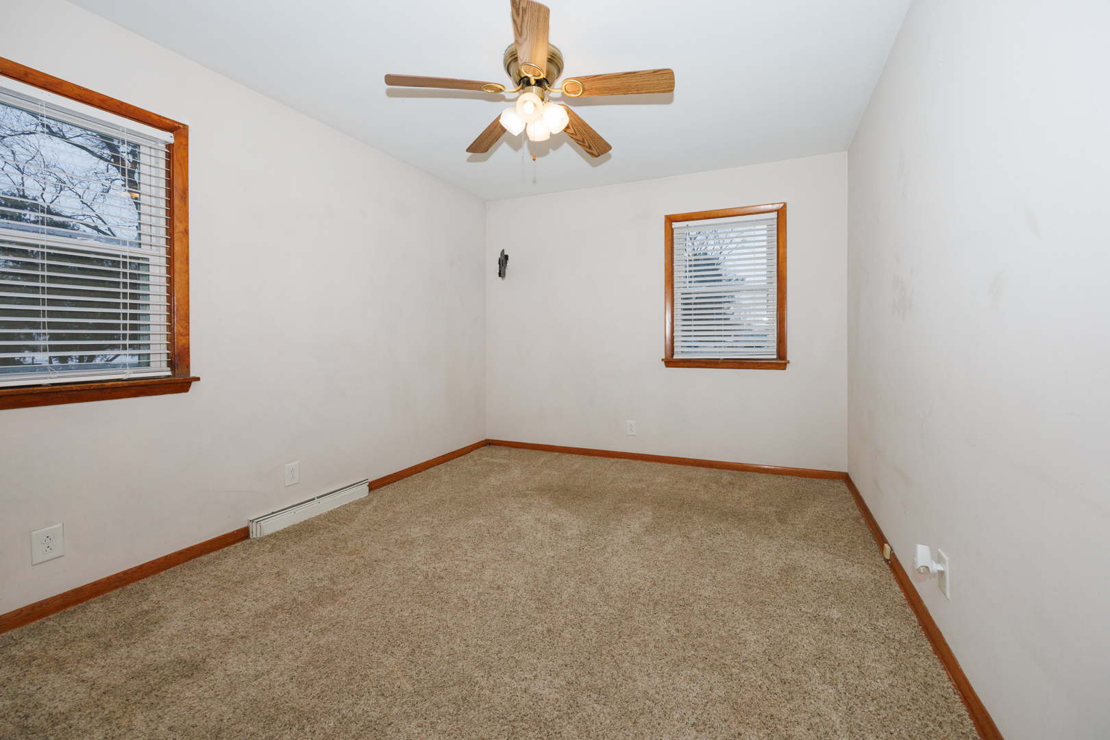 8428 N Shirlane Street, Shirley, IL 61772