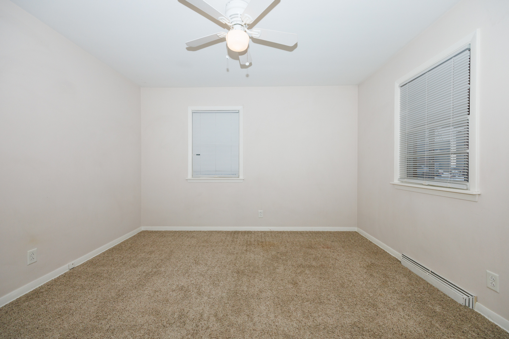 8428 N Shirlane Street, Shirley, IL 61772