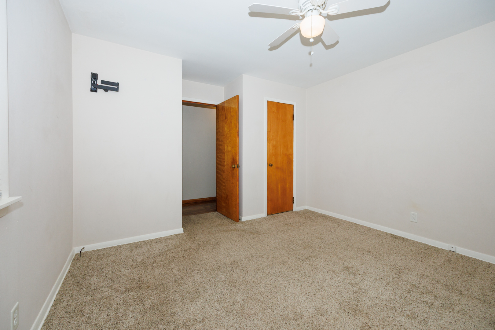 8428 N Shirlane Street, Shirley, IL 61772