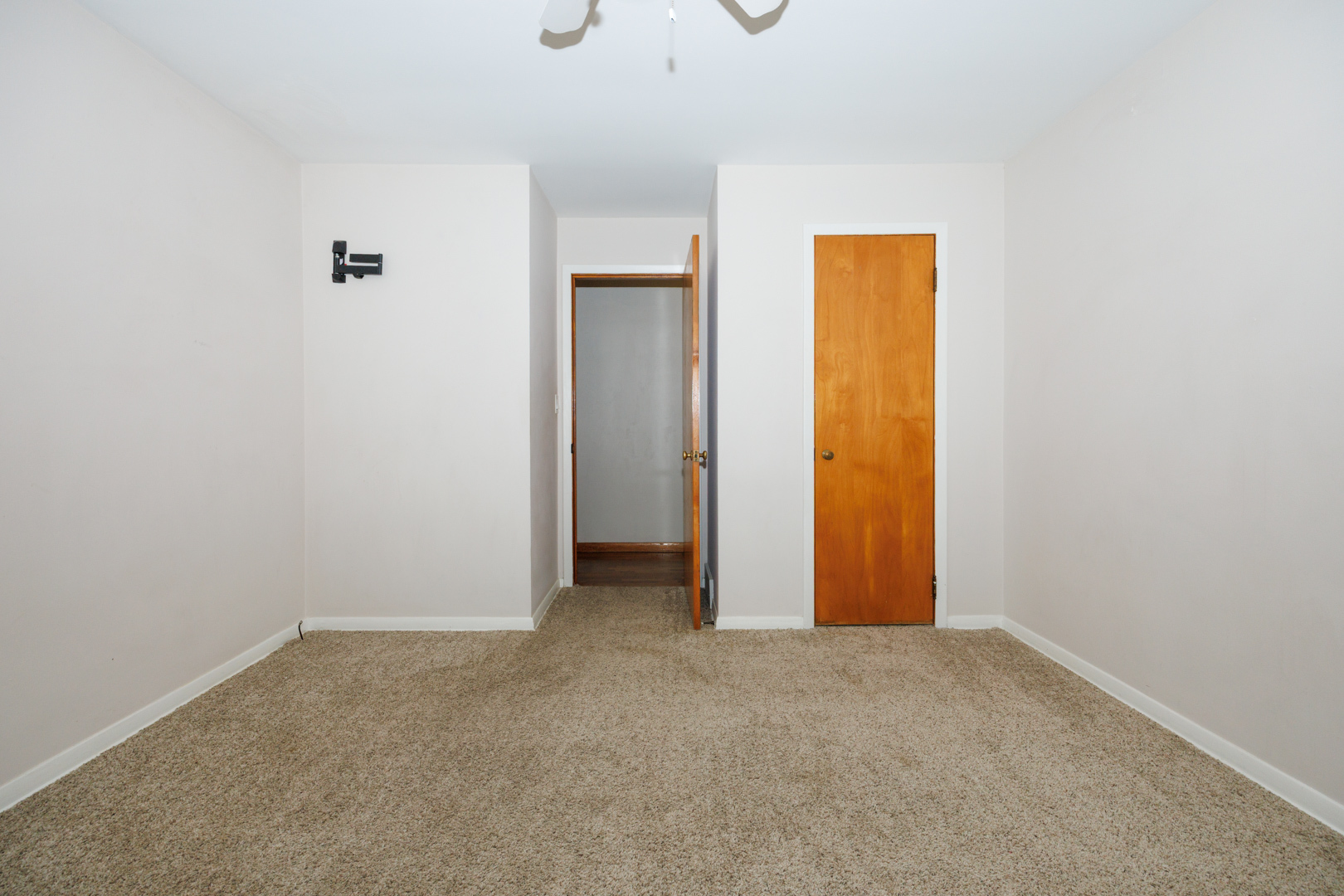 8428 N Shirlane Street, Shirley, IL 61772