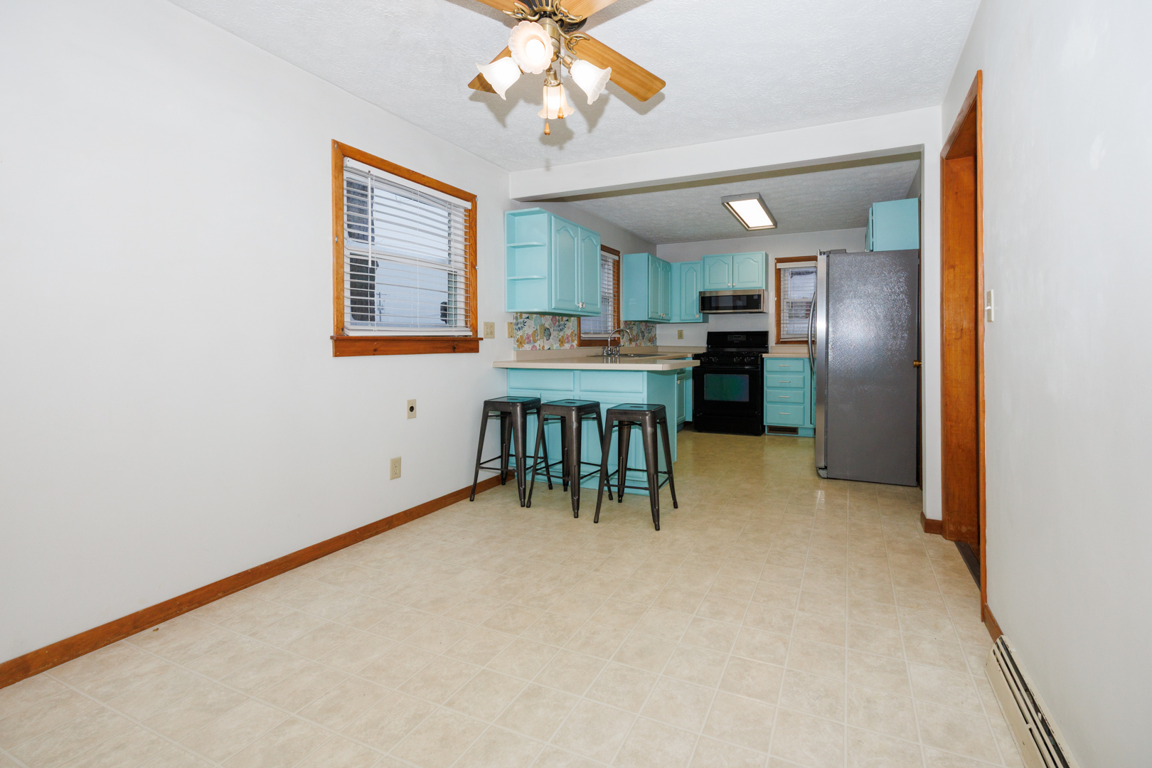 8428 N Shirlane Street, Shirley, IL 61772