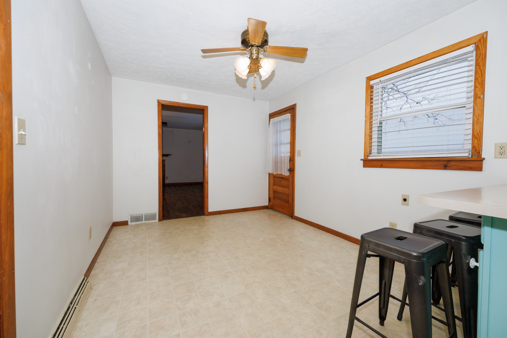 8428 N Shirlane Street, Shirley, IL 61772