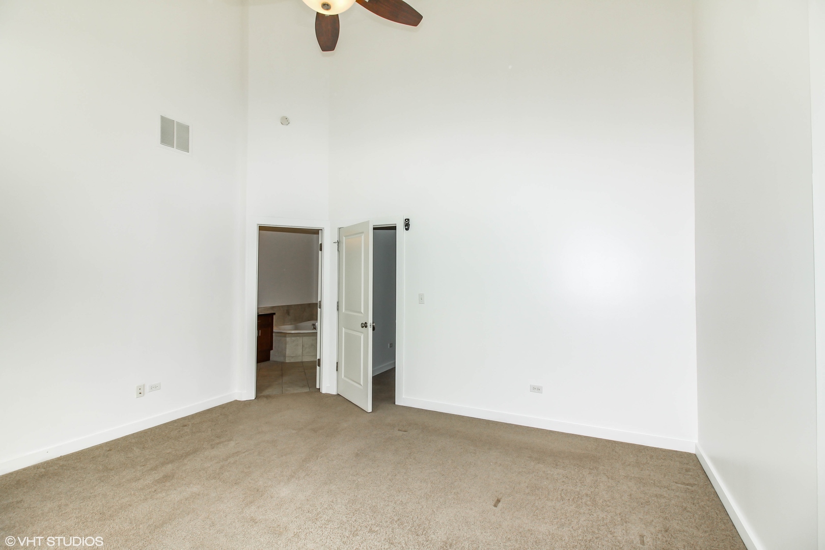 Des Plaines, IL 60016